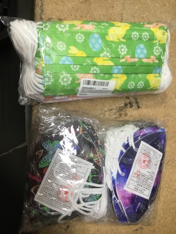 Photo 1 of 2 BAGS OF 50PCS KIDS DISP FACEMASKS MULTI PRINT