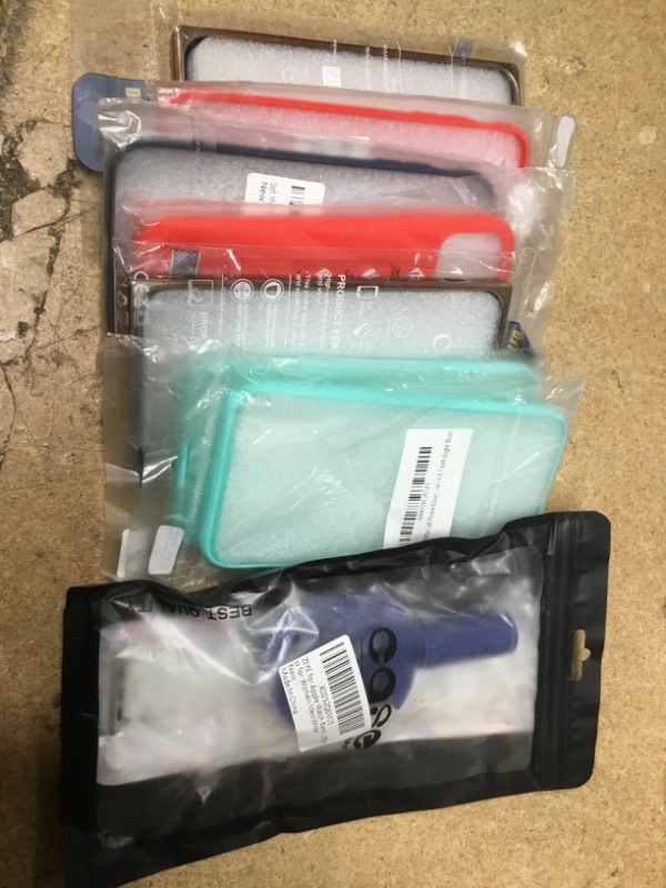 Photo 1 of BUNDLE OF RANDOM PHONE CASES NON REFUNDABLE
7 CASES, 1 APPLE WATCH BAND
