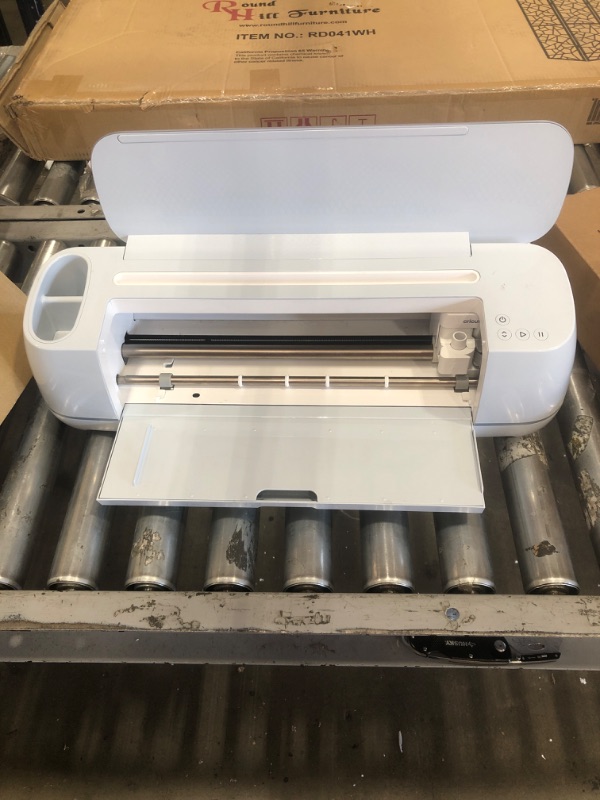 Photo 3 of ***PARTS ONLY*** Cricut Maker 3 - Smart Cutting Machine, 2X Faster & 10X Cutting Force, Matless Cutting with Smart Materials, Cuts 300+ Materials, Bluetooth Connectivity, Compatible with iOS, Android, Windows & Mac
