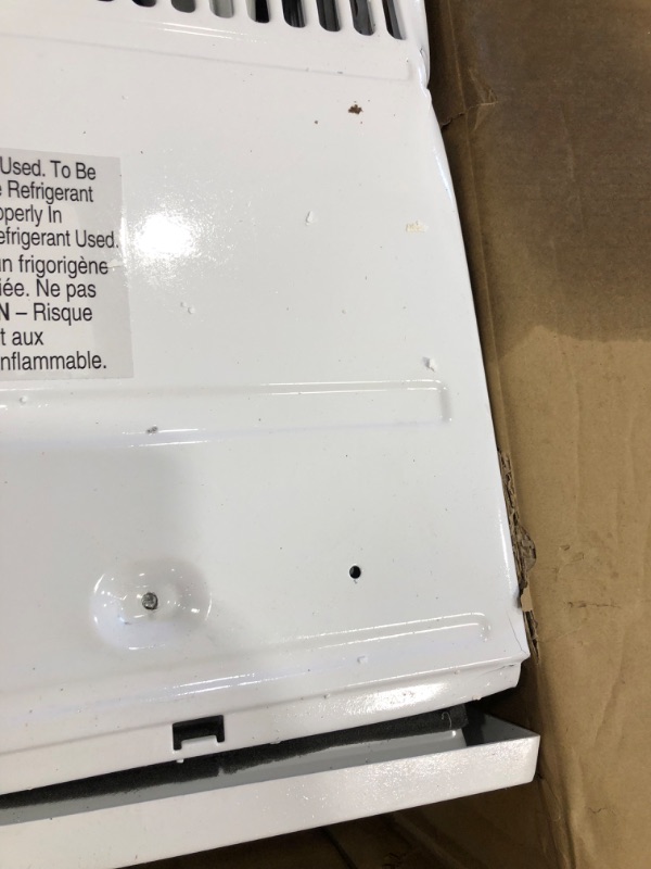 Photo 4 of ***PARTS ONLY***
Frigidaire
15,000 BTU Connected Window-Mounted Room Air Conditioner in White