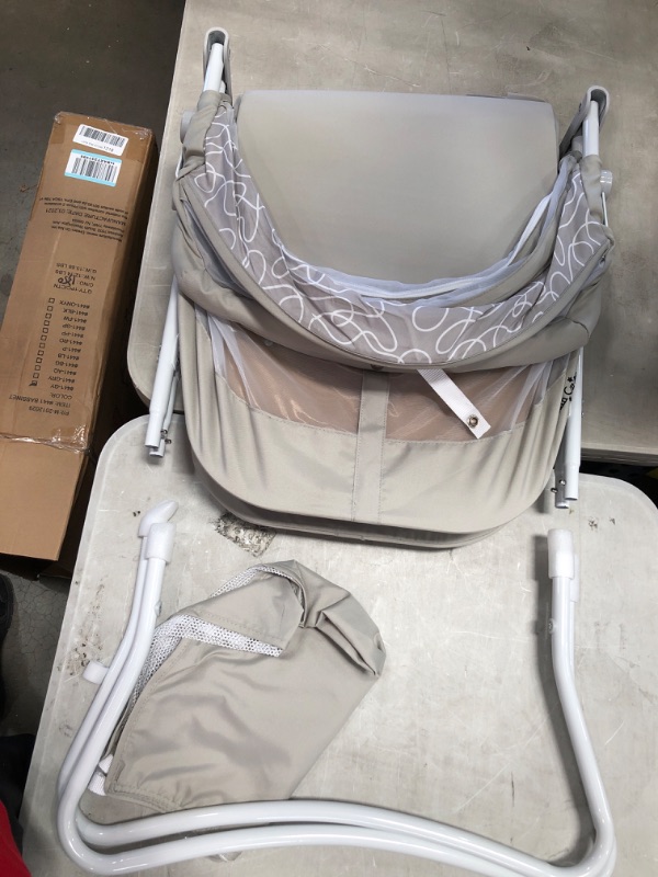 Photo 4 of Dream On Me Karley Bassinet in Cool Grey
