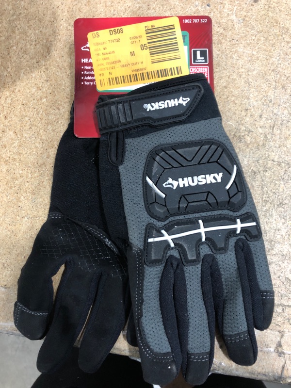 Photo 2 of Husky Large Heavy Duty Glove