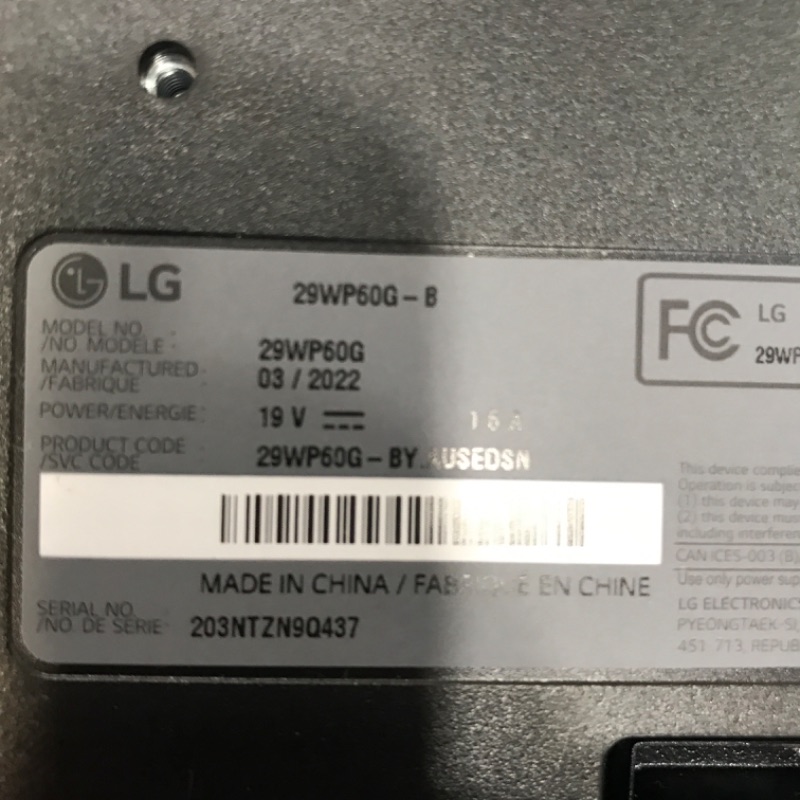 Photo 2 of LG 29WP60G-B UltraWide Monitor 29" 21:9 FHD (2560 x 1080) IPS Display, sRGB 99% Color Gamut, HDR 10, USB Type-C Connectivity, 3-Side Virtually Borderless Display - Black

