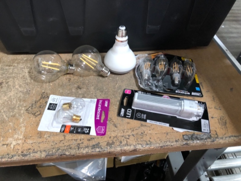 Photo 1 of Home Goods Bundle, 6 Items
Assorted LED Light Bulbs Bundle