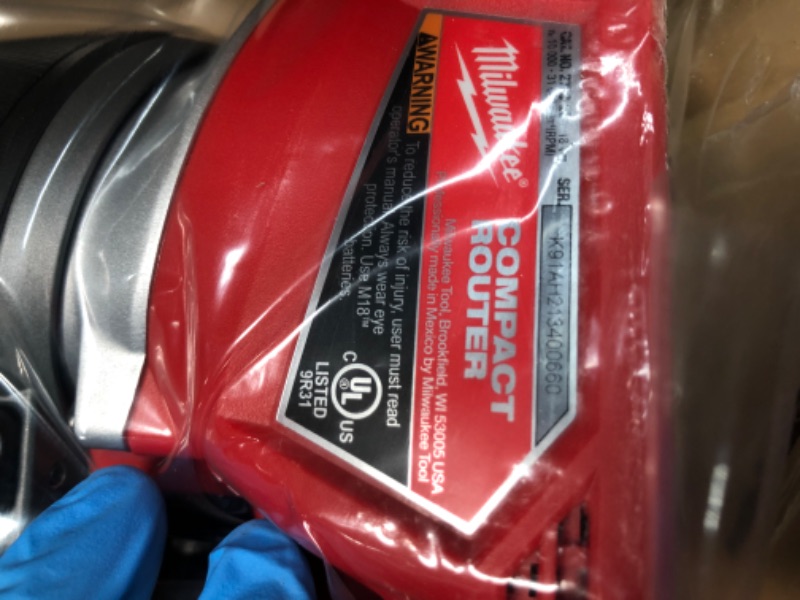 Photo 2 of "Milwaukee 2723-20 M18 FUEL 18V Cordless Li-Ion Compact Router - Bare Tool"
