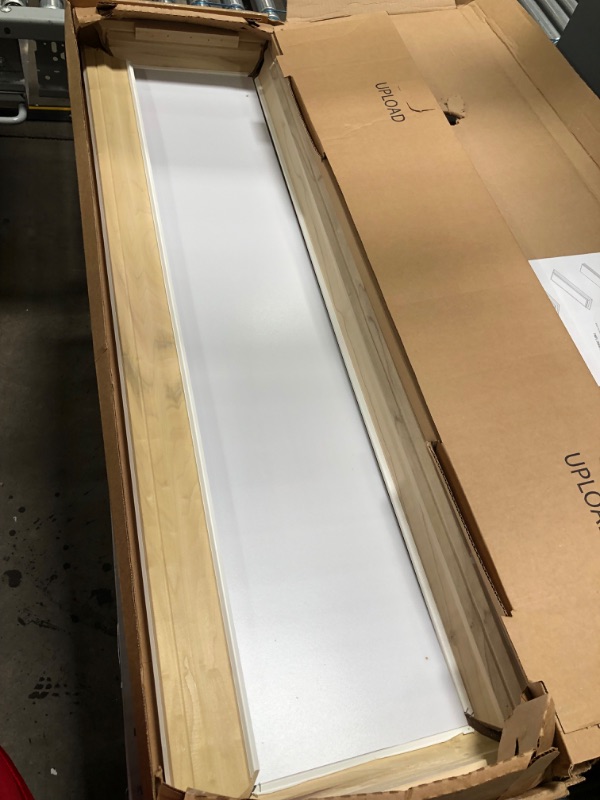 Photo 2 of Lithonia Lighting FMFL 30840 CAML 4000K WH 4-Foot LED Linear Flush Mount, 2800 Lumens, 120 Volts, 35 Watts, Damp Listed, White
