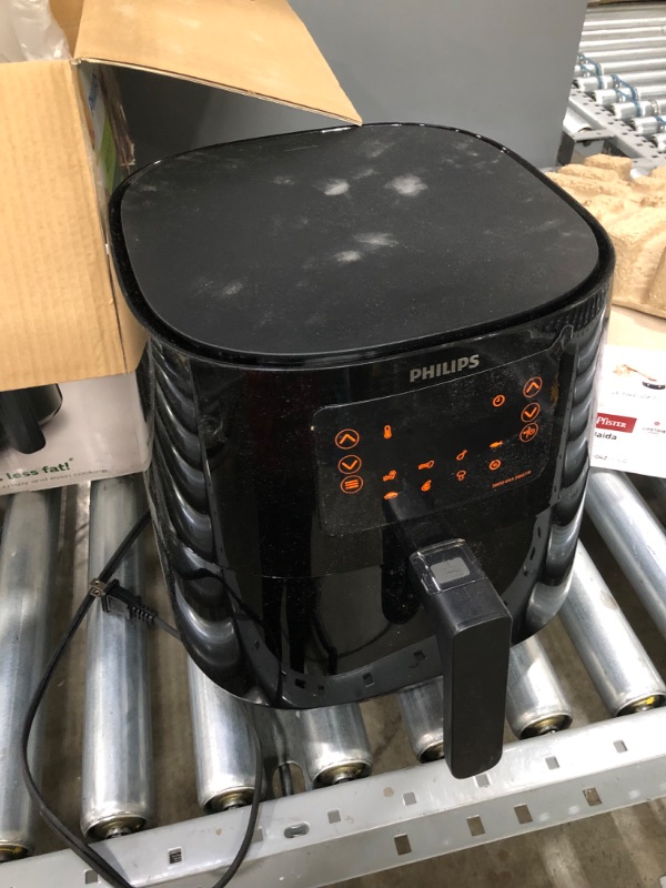 Photo 2 of Philips Essential Airfryer XL 2.65lb/6.2L Capacity Digital Airfryer with Rapid Air Technology, Easy Clean Basket, Black- HD9270/91
