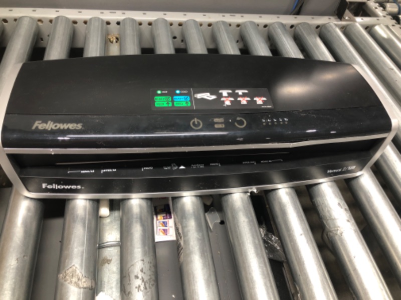 Photo 3 of Fellowes Laminator Venus 2 125, Rapid 30-60 Second Warm-up Laminating Machine, with Laminating Pouches Kit (5734801), Black, Silver, 5.1" x 21.3" x 8.2"
