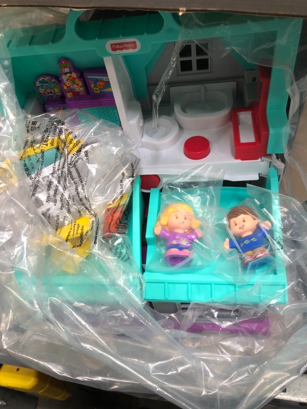 Photo 2 of Fisher-Price Little People Big Helpers Home Interactive Play House Set
