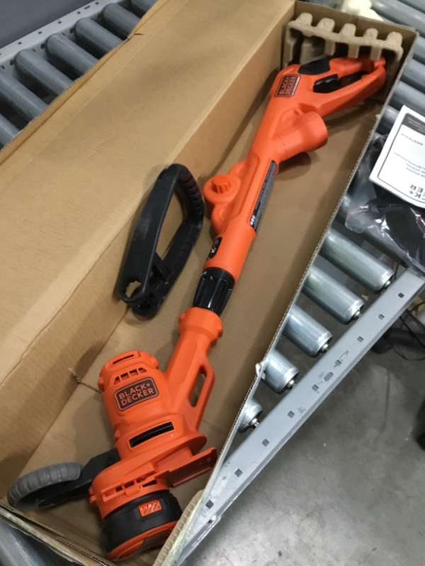 Photo 2 of Black+Decker GH900 String Trimmer and Edger, 120 V, Automatic Line, Black
