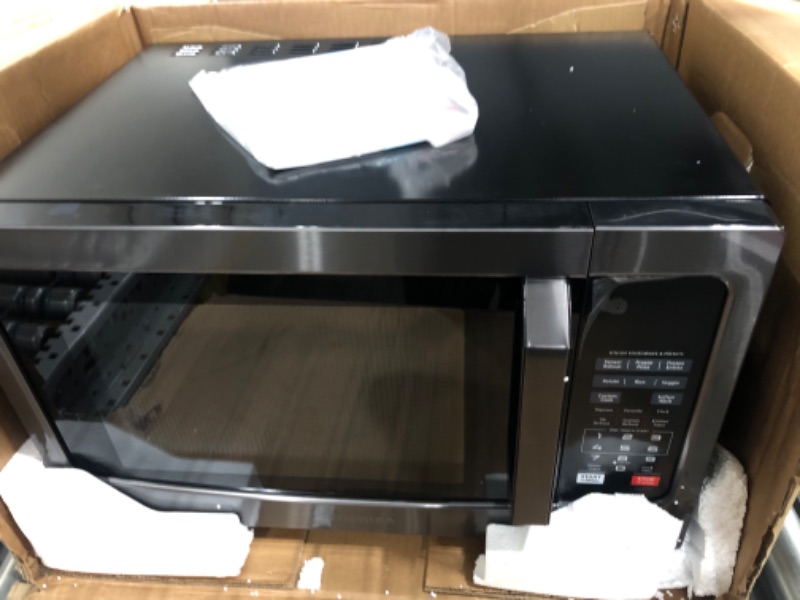 Photo 5 of ***PARTS ONLY*** Toshiba EM131A5C-BS Microwave Oven with Smart Sensor, Easy Clean Interior, ECO Mode and Sound On/Off, 1.2 Cu Ft, Black Stainless Steel
