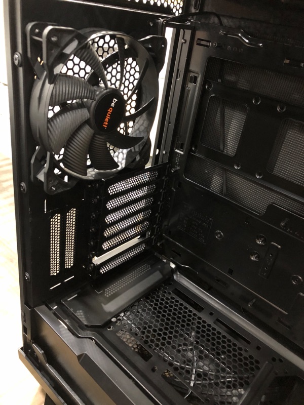 Photo 6 of be quiet! Silent Base 802 Black, Mid-Tower ATX, 3 pre-Installed Pure Wings 2 Fans, Sound Insulation
