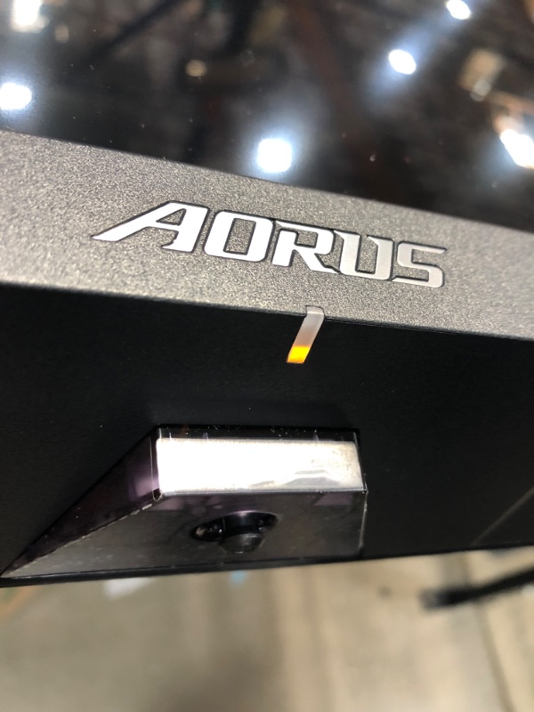 Photo 3 of AORUS FV43U 43" 144Hz 2160p HBR3