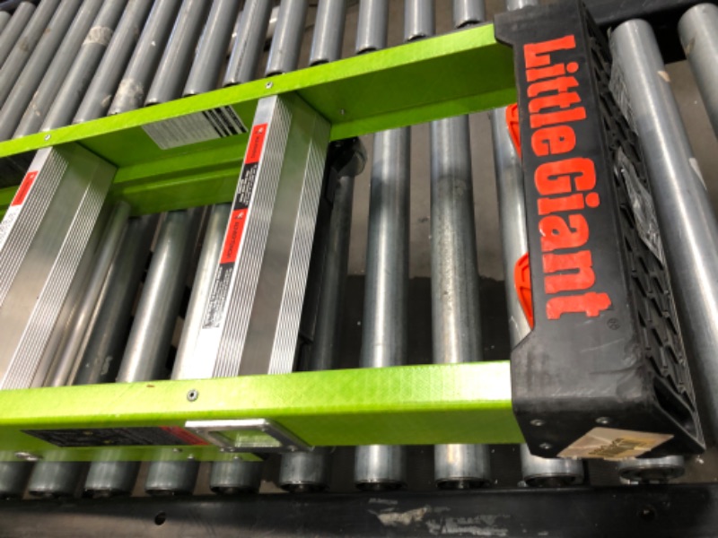 Photo 3 of **MINOR SCRATCHES**
Little Giant Ladder Systems 13908-071 King Kombo 3-in-1 Ladder, 8 Ft, Green
