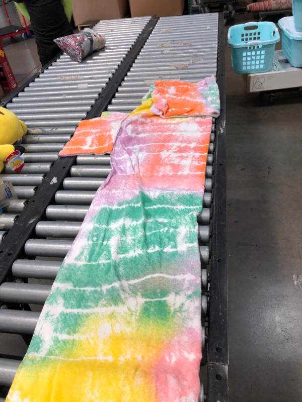 Photo 4 of **opened**
Chair Pocket Beach Towel Tie-Dye - Sun Squad
