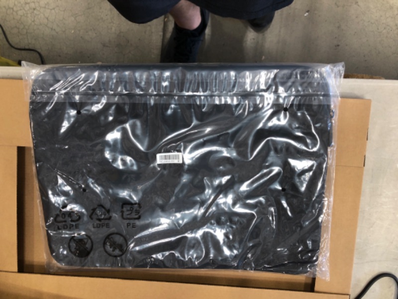 Photo 1 of Acer Predator Helios 300 PH315-54-760S Gaming Laptop | Intel i7-11800H | NVIDIA GeForce RTX 3060 Laptop GPU | 15.6" Full HD 144Hz 3ms IPS Display | 16GB DDR4 | 512GB SSD | Killer WiFi 6 | RGB Keyboard

laptop sleeve included 