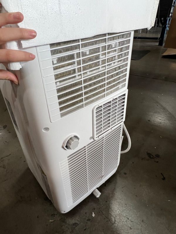 Photo 5 of **PARTS ONLY**
Midea 8,000 BTU DOE (5,300 BTU SACC) Portable Air Conditioner, Cools up to 175 Sq. Ft., Works as Dehumidifier & Fan, Remote Control & Window Kit Included
