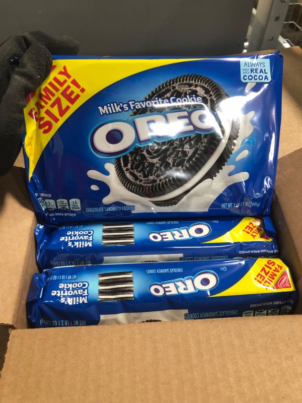 Photo 1 of *Oreos: EXPIRED May 2022 - NONREFUNDABLE*
Miscellaneous Bundle (3 pack family size Oreos and stainless steel pastry wheel) 