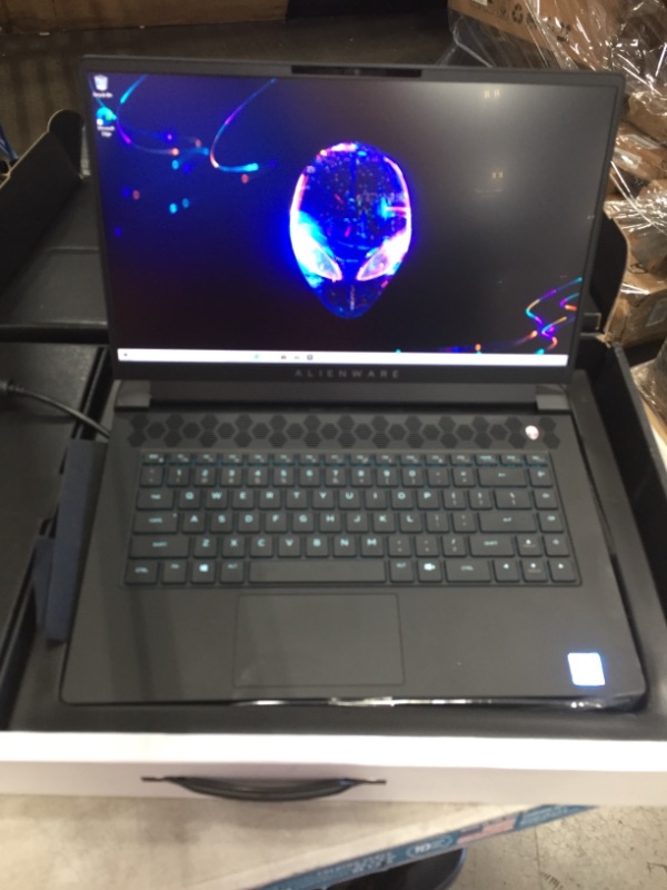 Photo 5 of Alienware M15 R6 VR Ready Gaming Laptop - 15.6 inch QHD Display, 240Hz Refresh Rate, Intel Core i7-11800H, 16GB DDR4 RAM, 512GB SSD, NVIDIA GeForce RTX 3070 8GB GDDR6, Windows 11- Black
