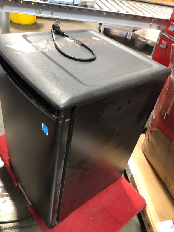 Photo 6 of Danby 2.6 cu. ft. Mini Fridge in Black without Freezer