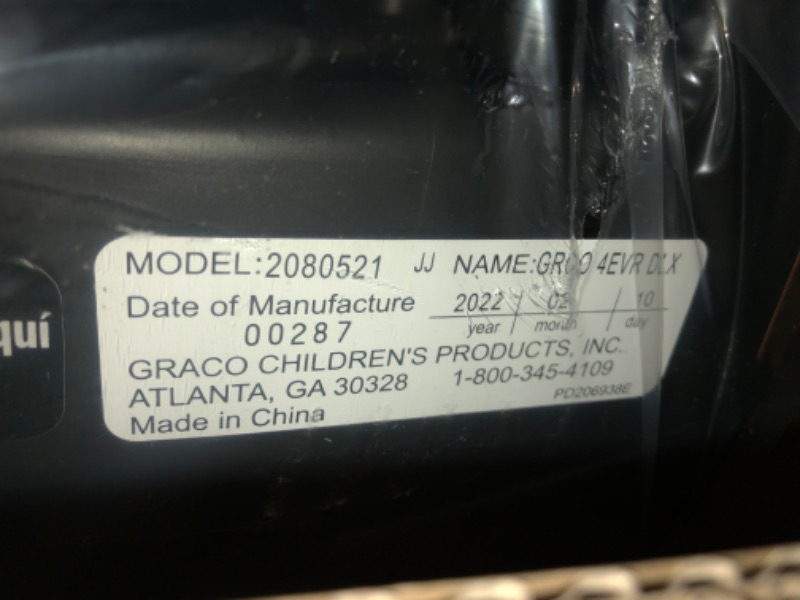 Photo 5 of Graco 4Ever DLX 4 in 1 Car Seat, Infant to Toddler Car Seat, with 10 Years of Use, Bryant , 20x21.5x24 Inch