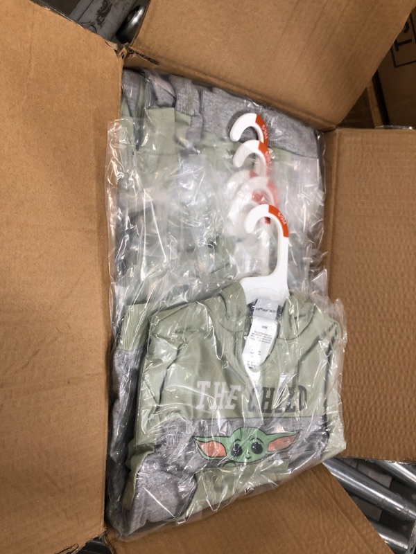 Photo 1 of SIZE 6/9M-12PCK-Baby Boys' 2pc Star Wars Baby Yoda French Terry Pullover and Jogger Set -
