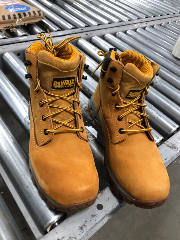 Photo 4 of **SIMILAR TO STOCK PHOTO DIFFERENT COLOR*- DEWALT Men's Halogen Steel Safety Toe Work Boots- 11w 
