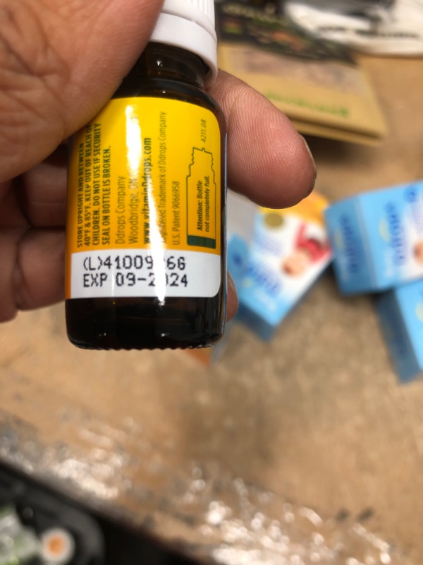 Photo 2 of Baby Ddrops 400 IU 90 Drops - Daily Vitamin D Liquid for Infants. Supports Teeth & Bone Health. No Preservatives, No Sugar, Non-GMO, Allergy-Friendly
***BB 9/24***