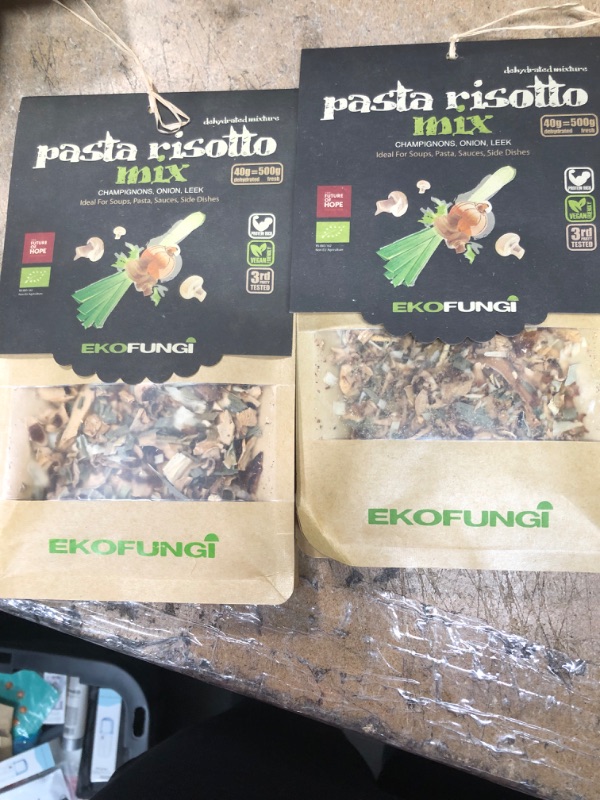 Photo 2 of 2  EF EKOFUNGI Mix Dehydrated Mushrooms and 2 Type of Vegetables 100% Organic Certified Air Dried Super Foods Non-GMO Vegan Friendly Gluten Free Antioxidant Dietary Supplement
*** BB 5/4/23***