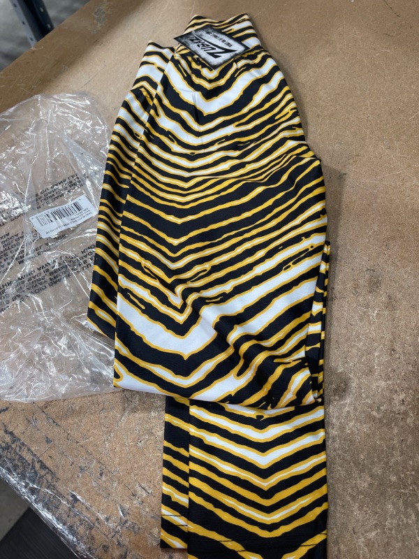 Photo 1 of Zubaz Leggings BLACK AND YELLOW , SIZE SMALL 
