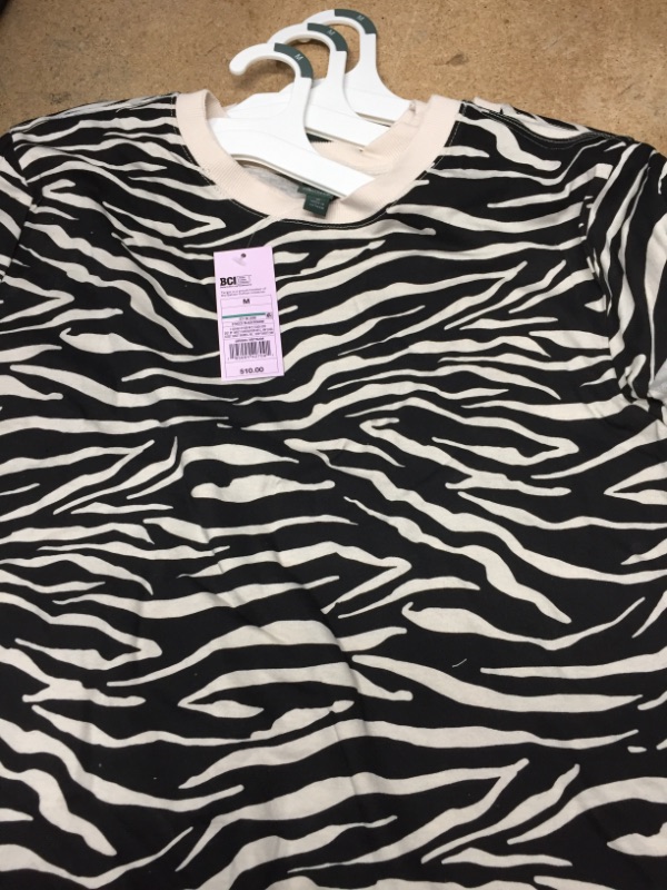 Photo 2 of Wild Fable Womens Zebra Black & White Short Sleeve Crop Cotton Shirt NEW Size M 3SET
