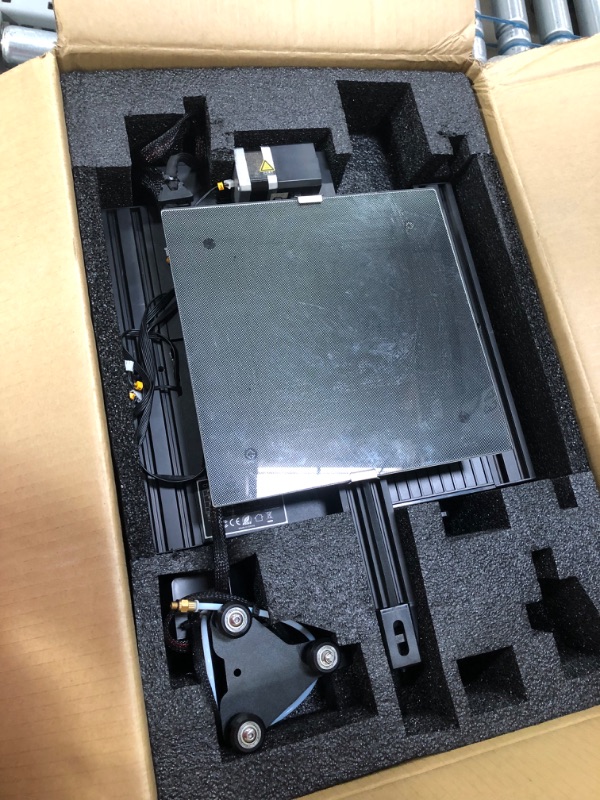 Photo 1 of *SELLING FOR PARTS*
Official Creality Ender 3 V2 3D Printer with Upgraded 32-bit Silent Motherboard Carborundum Glass Platform Resuming Printing Function Free Filaments & Nozzles 220x220x250MM New User Interface
