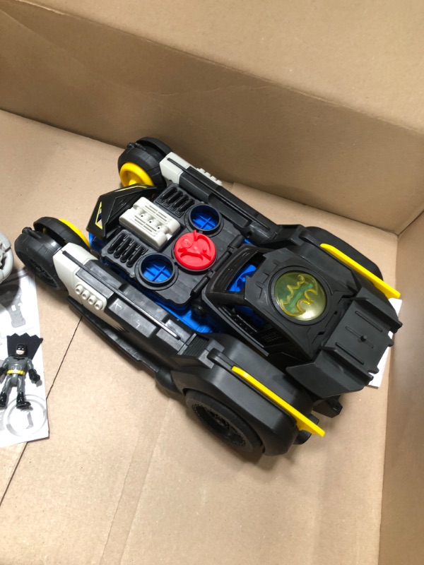 Photo 2 of Fisher-Price Imaginext DC Super Friends Transforming Batmobile R/c
