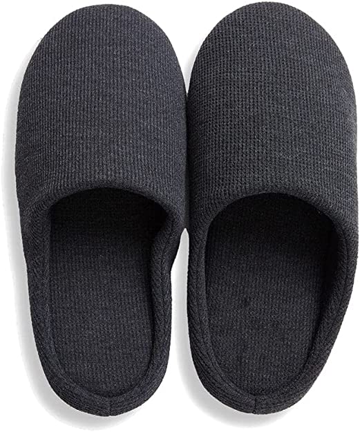 Photo 1 of 32 Degrees Men’s Lightweight Waffle Slippers with Anti Slip Rubber Sole
SIZE: 13-14 XL