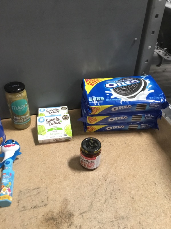 Photo 3 of ***NON-REFUNDABLE***FOOD BUNDLE
3 PACK OREOS(BB 5/28/22), Dunkin' Original Blend Medium Roast Coffee, 22 Keurig K-Cup Pods( BB2/2/22), 2 Simply Delish Jel Dessert Lime (BB 11/23), S&B Chili Oil with Crunchy Garlic, 3.9 Ounce(BB3/29/23), Planter's Pumpkin 