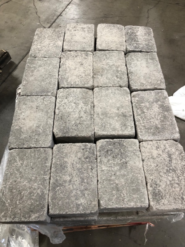 Photo 6 of (Damaged Corners) Pavestone RumbleStone Large 3.5 in. x 10.5 in. x 7 in. Greystone Concrete Garden Wall Block (96 Pcs. / 24.5 sq. ft. / Pallet)
