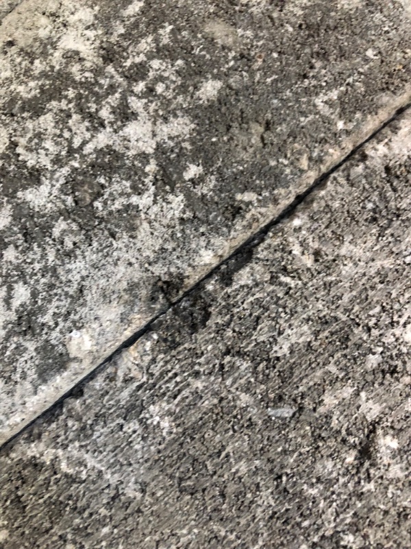 Photo 2 of (DAMAGED CORNERS) Pavestone RumbleStone Medium 3.5 in. x 7 in. x 7 in. Greystone Concrete Garden Wall Block (144 Pcs. / 24.5 sq. ft. / Pallet)
