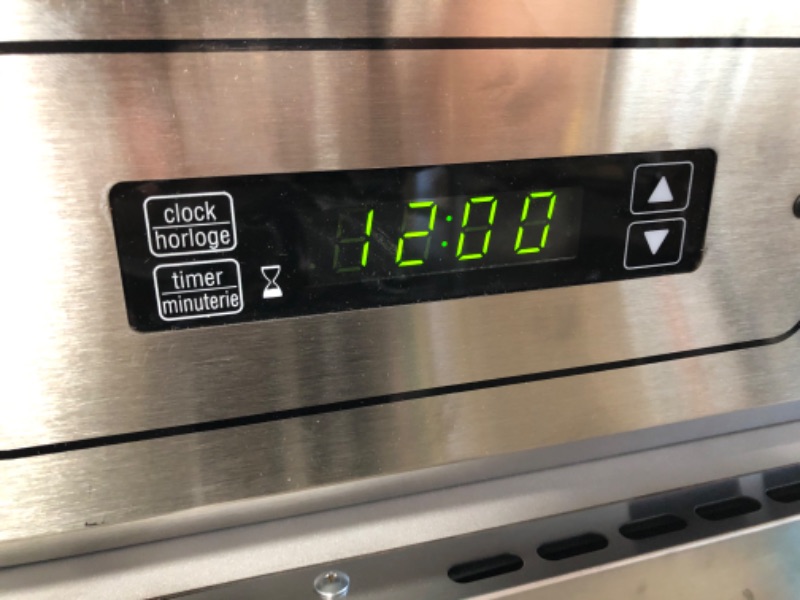 Photo 4 of Summit Appliance 24 in. Single Gas Wall Oven in Stainless Steel