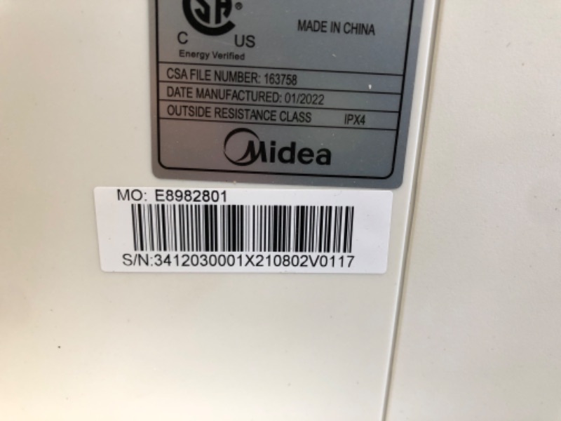 Photo 4 of **minor dents front screen is broken, see photo**
Midea 12,000 BTU U-Shaped Inverter Window Air Conditioner WiFi, 9X Quieter, Over 35% Energy Savings ENERGY STAR MOST EFFICIENT
