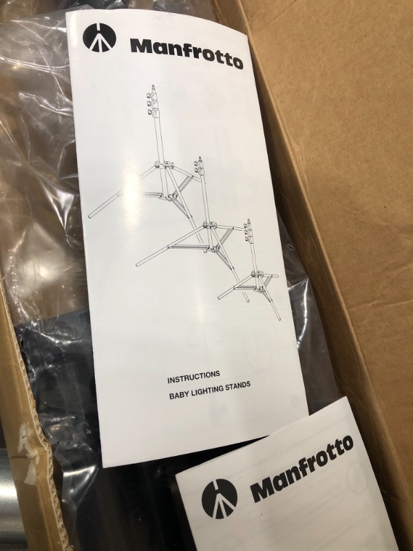 Photo 1 of 3-Section Tripod Kit with Fluid Video Head (MK290XTA3-2WUS)
