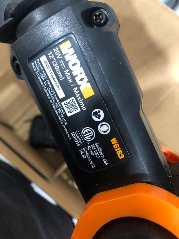 Photo 3 of Worx WG163 12 Cordless Grass Trimmer/Edger (2) 20V Li-ion 5hr Charger Wheeled Edging Command Feed Includes: WA3525 WA3742
