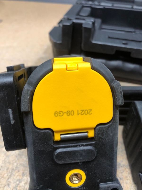 Photo 1 of DEWALT 165 ft. Red Self-Leveling Cross-Line Laser Level with (3) AA Batteries & Case