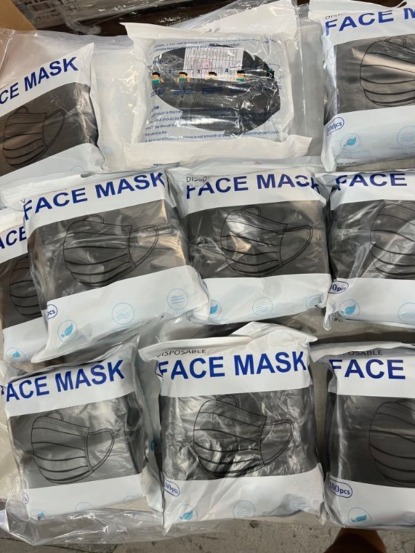 Photo 1 of Bundle of 1000 assorted disposable face masks