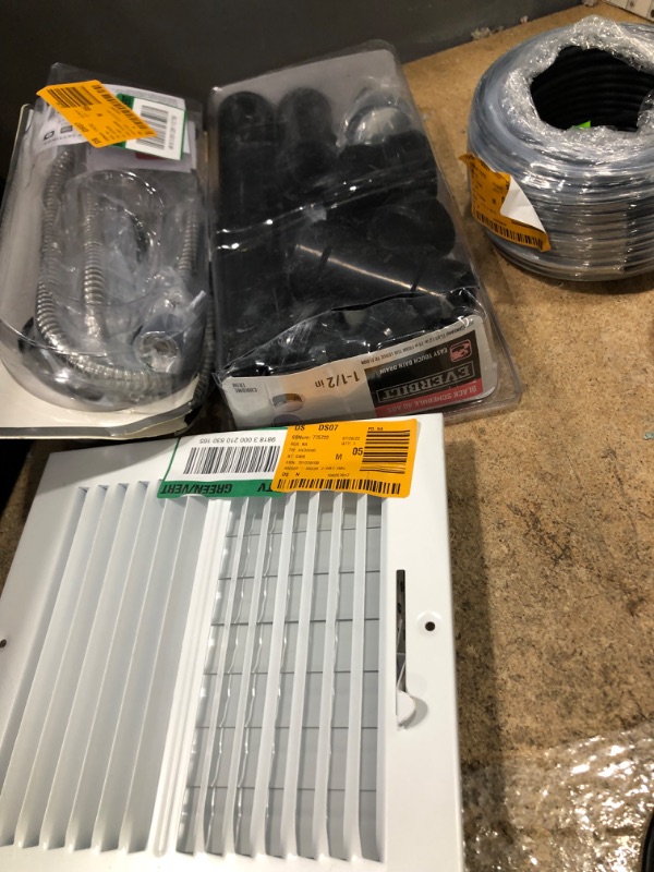 Photo 1 of 4 items 
