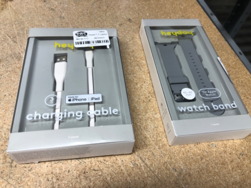 Photo 3 of 2 PACK** heyday™ 3' Lightning to USB-A Flat Cable +  heyday™ Apple Watch Silicone Band