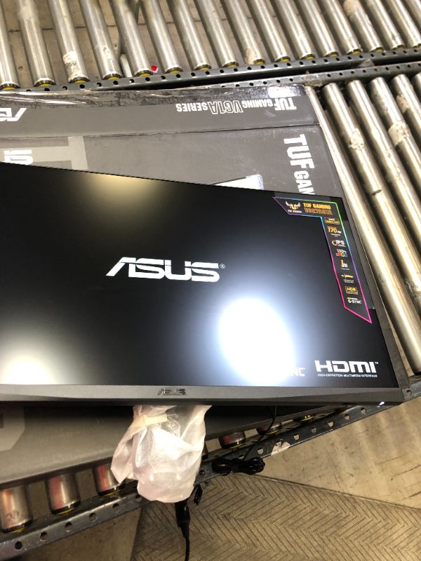 Photo 2 of ASUS TUF Gaming 27" 2K HDR Monitor  - QHD (2560 x 1440), IPS, 170Hz (Supports 144Hz), 1ms, Extreme Low Motion Blur, Speaker, G-SYNC Compatible, VESA Mountable, DisplayPort, HDMI
