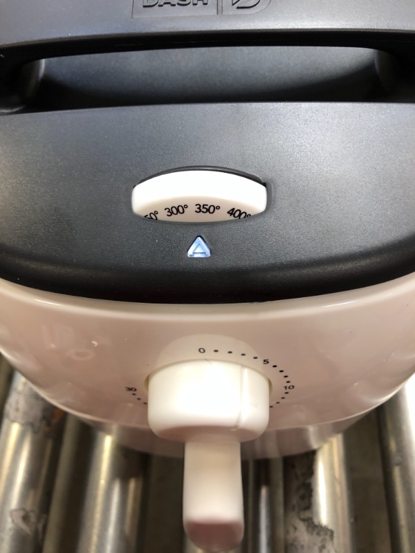 Photo 3 of DASH DCAF200GBRD02 Tasti Crisp Electric Air Fryer Oven Cooker with Temperature Control