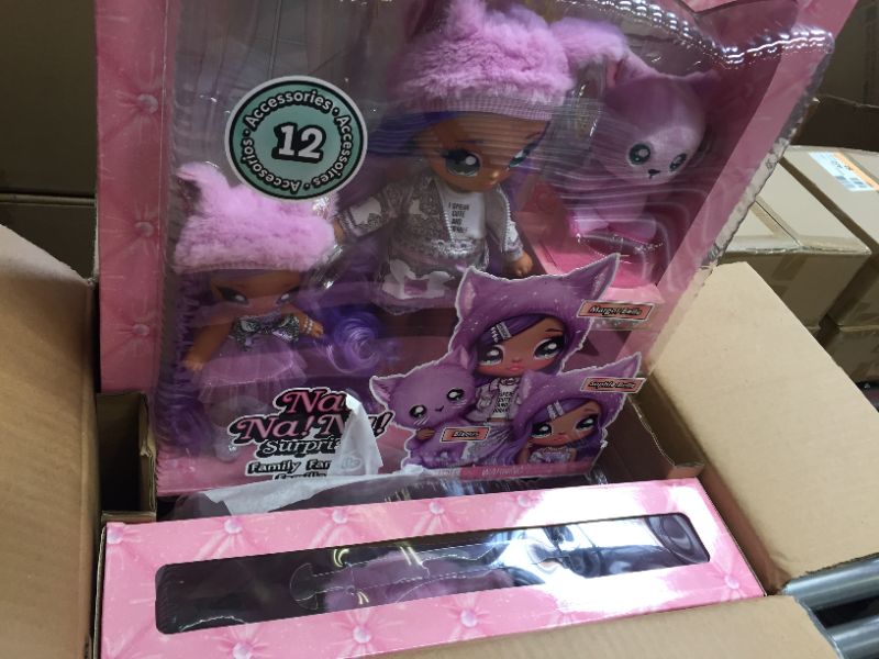Photo 2 of 2 PACK OF; Na! Na! Na! Surprise Family Lavender Kitty Family Playset

