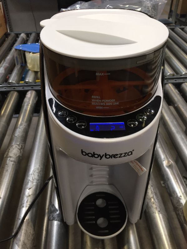 Photo 3 of Baby Brezza New and Improved Formula Pro Advanced Dispenser Machine