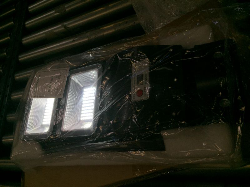 Photo 2 of CATALOGUES SOLAR LIGHT/STREET LAMP